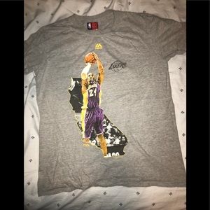 Kobe tee